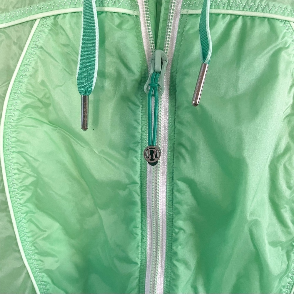 Lululemon | Transparent-See Jacket / Windbreaker … - image 4